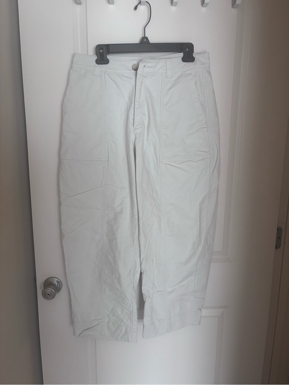 Old Navy — White High-Rise Barrel Leg Pants